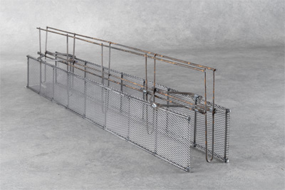 Stremaform<sup>®</sup> kicker with metal waterstop or carrying cage for rubber/PVC waterstop