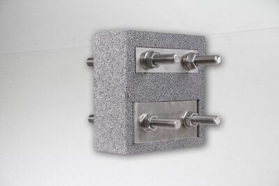 Consoles isolantes Egcobox<sup>®</sup> FST-n/n, constructions métalliques en porte-à-faux
